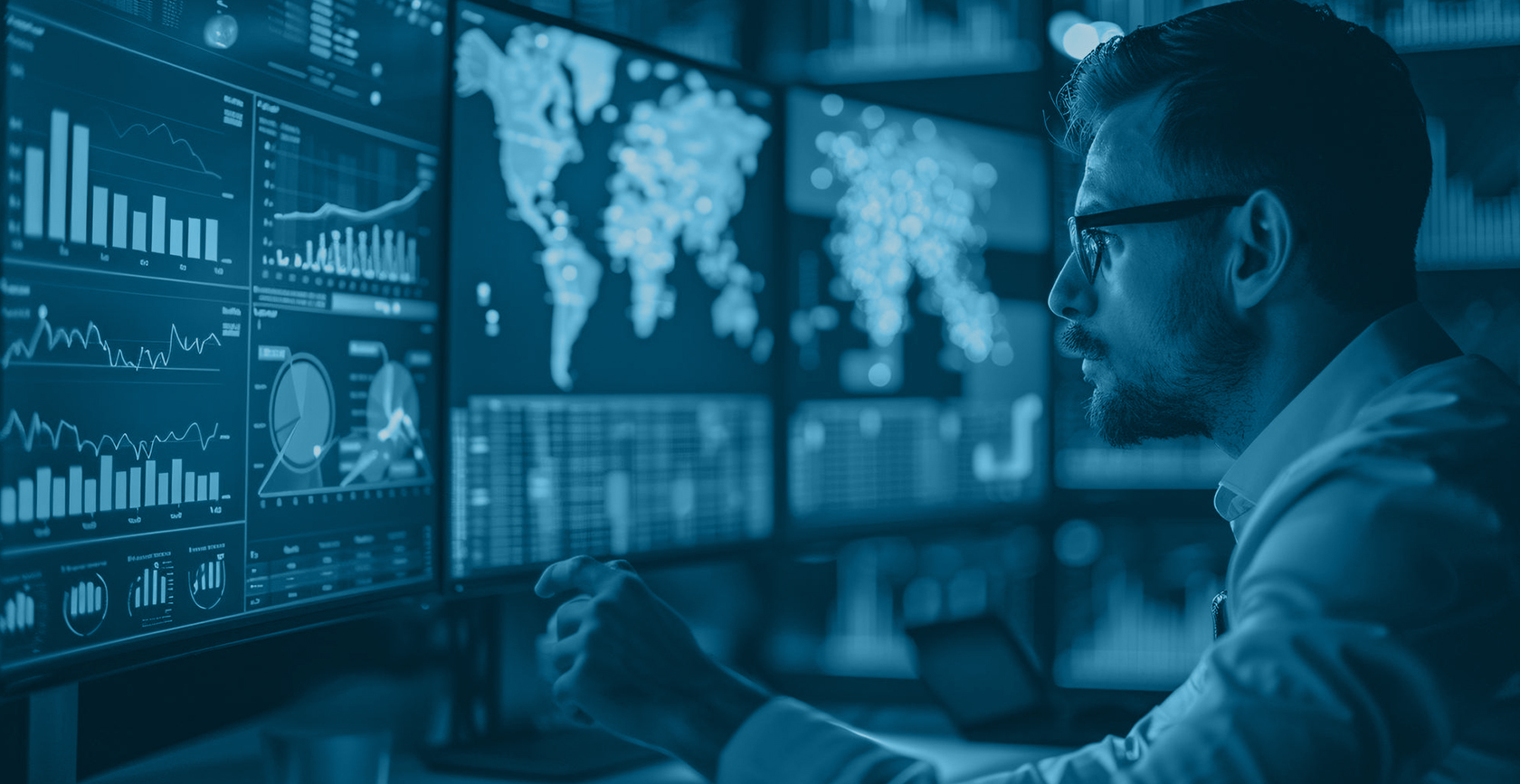 Why Egyptian Companies Need a Data Analytics Provider to Navigate Regulatory Compliance in Cross-Border Trade